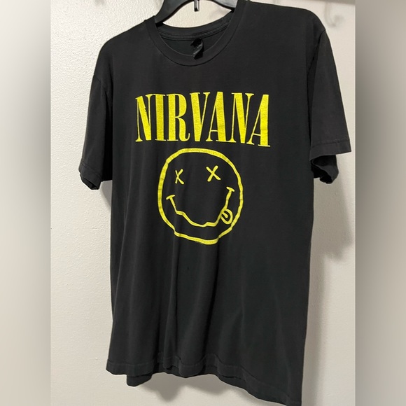 Nirvana T shirt. L size. Preowned - Picture 2 of 7